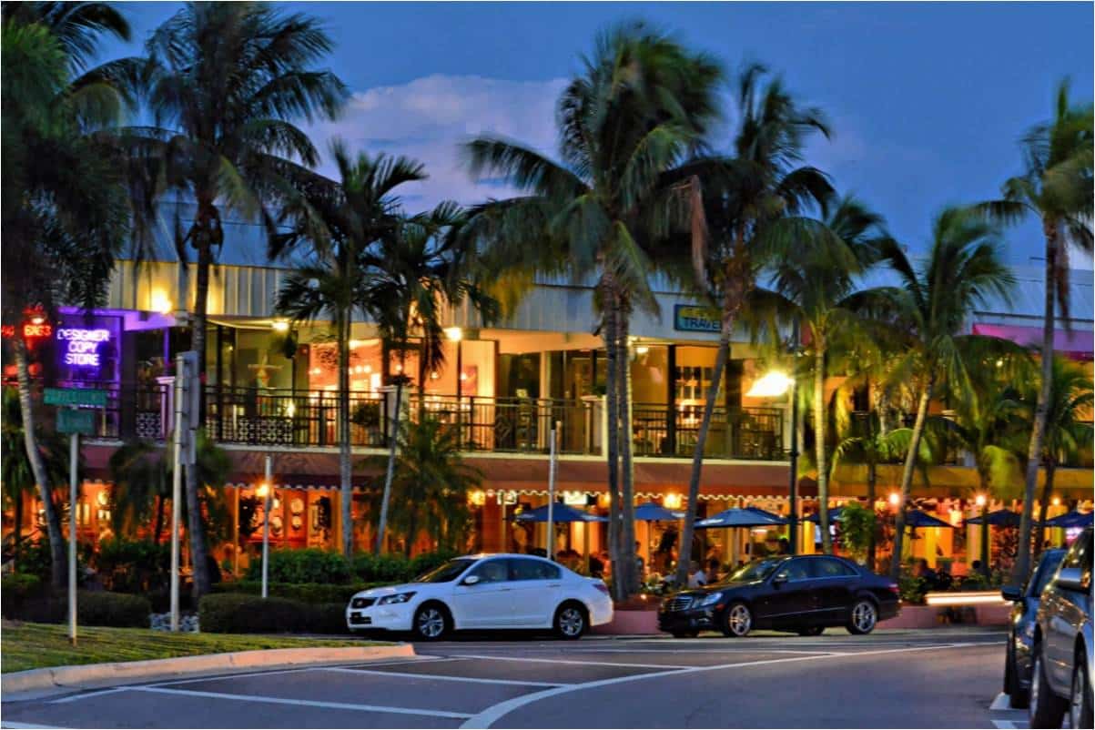 St. Armands Circle near Casa Del Mar